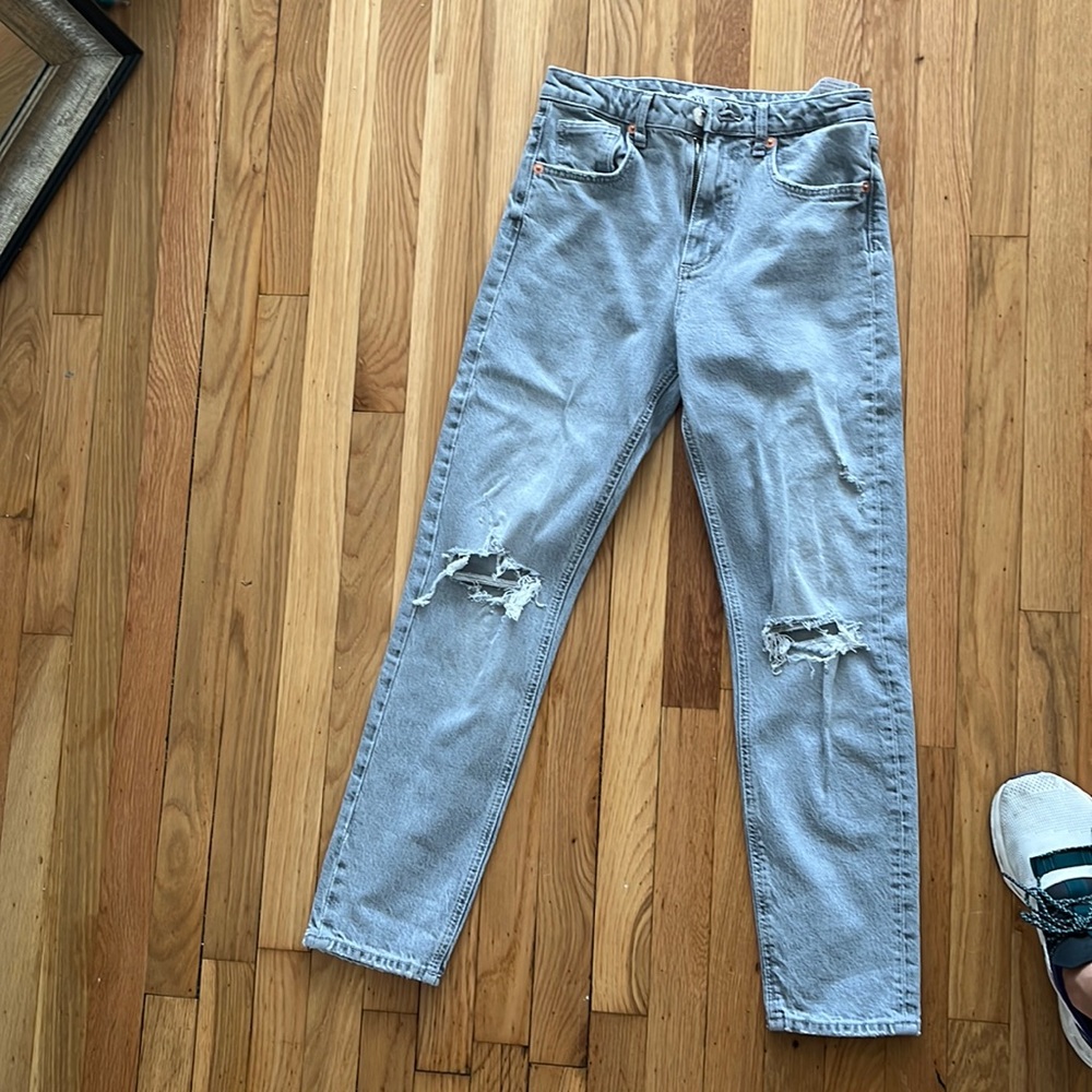Really cute grey wash jeans from zara